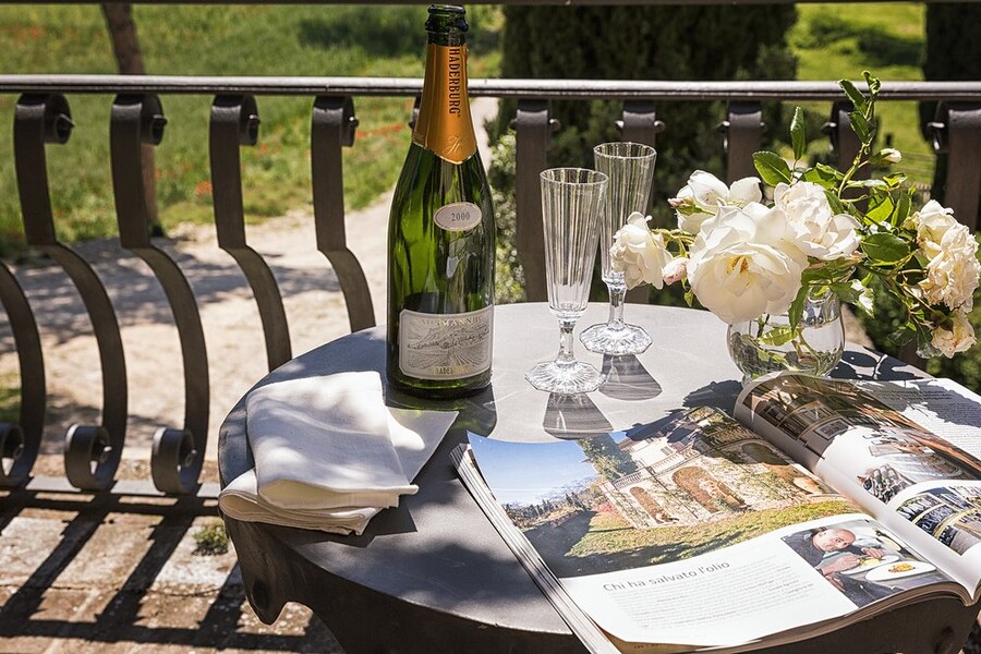 Apero in der Villa Paradiso in Umbrien bei Spoleto